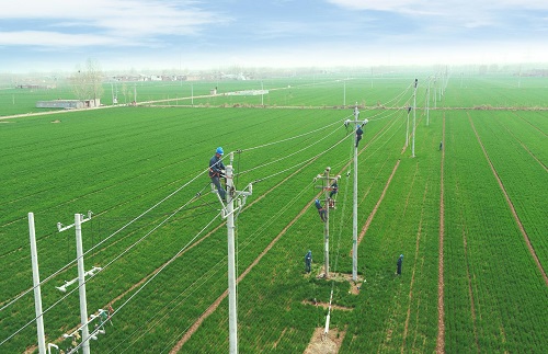 学习贯彻《习近平谈治国理政》第四卷</p><p>　　在新时代新征程上团结奋斗勇毅前行